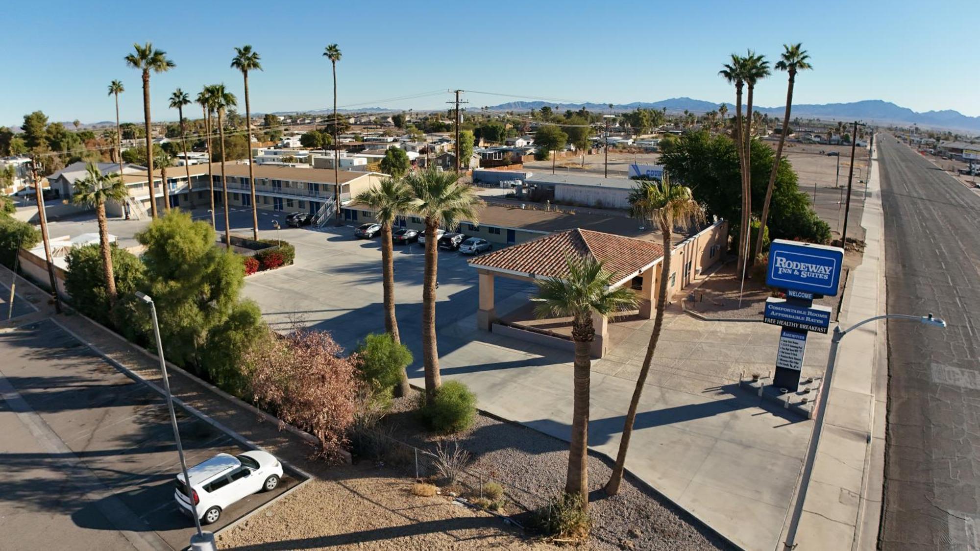 Rodeway Inn & Suites Blythe I-10 Exterior foto